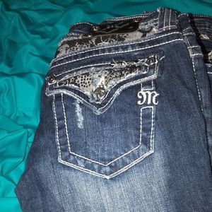 Size 27 miss me jeans